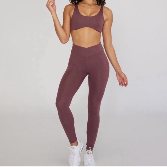 Crop Shop Boutique CSB Textured Scrunch BARE brown Leggings, size S - Picture 5 of 10